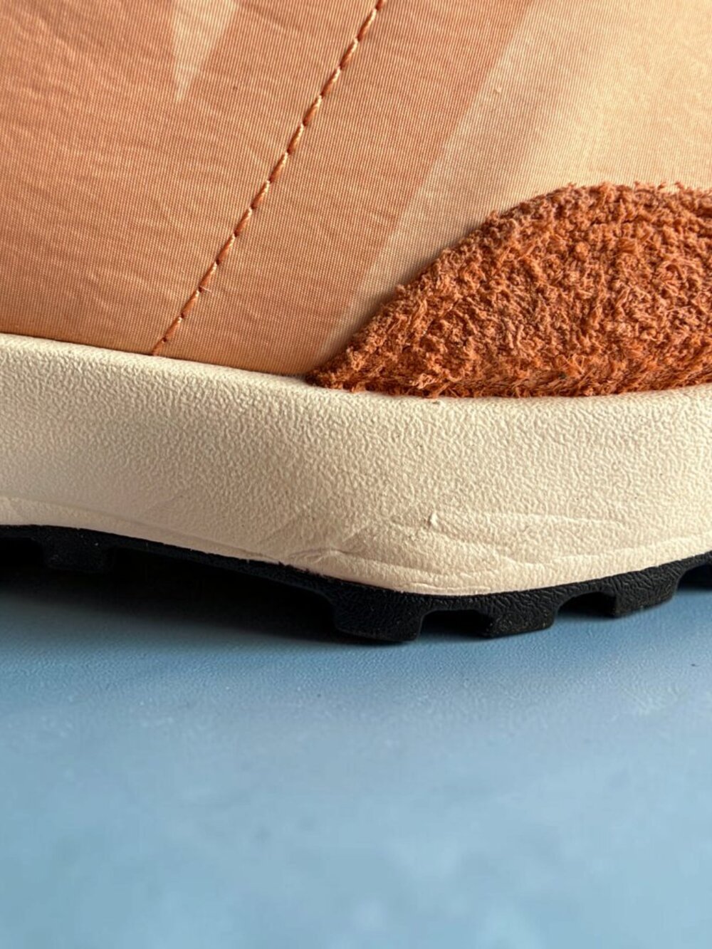New Balance 327 Women’s Size 8.5 Copper Peach Blossom Orange Suede Sneakers - Picture 6 of 16